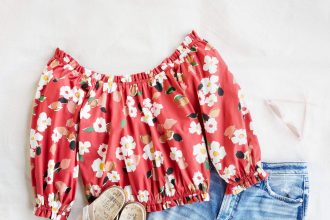 Tenue estivale rouge, blanc et bleu pour le 4 juillet